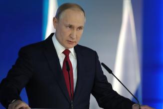 Путин поручил правительству обеспечить потребителям доступ к данным о происхождении продуктов 
